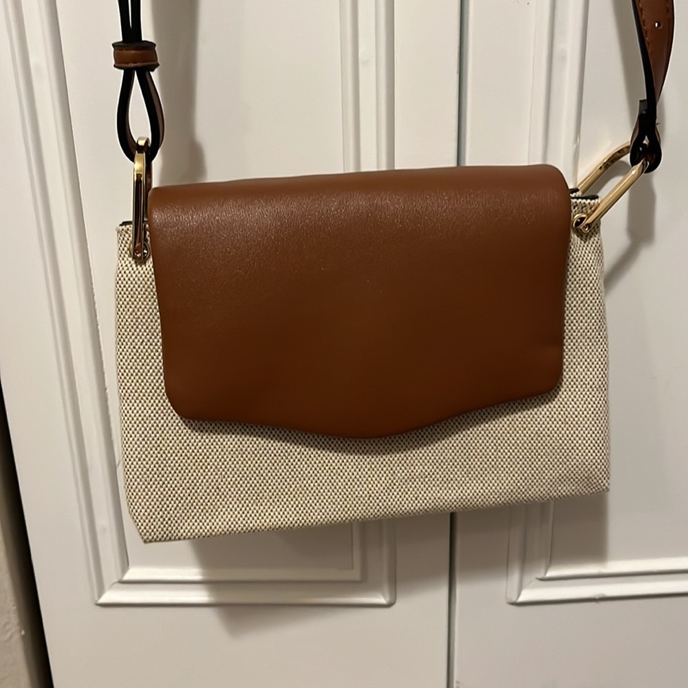Tan shoulder purse